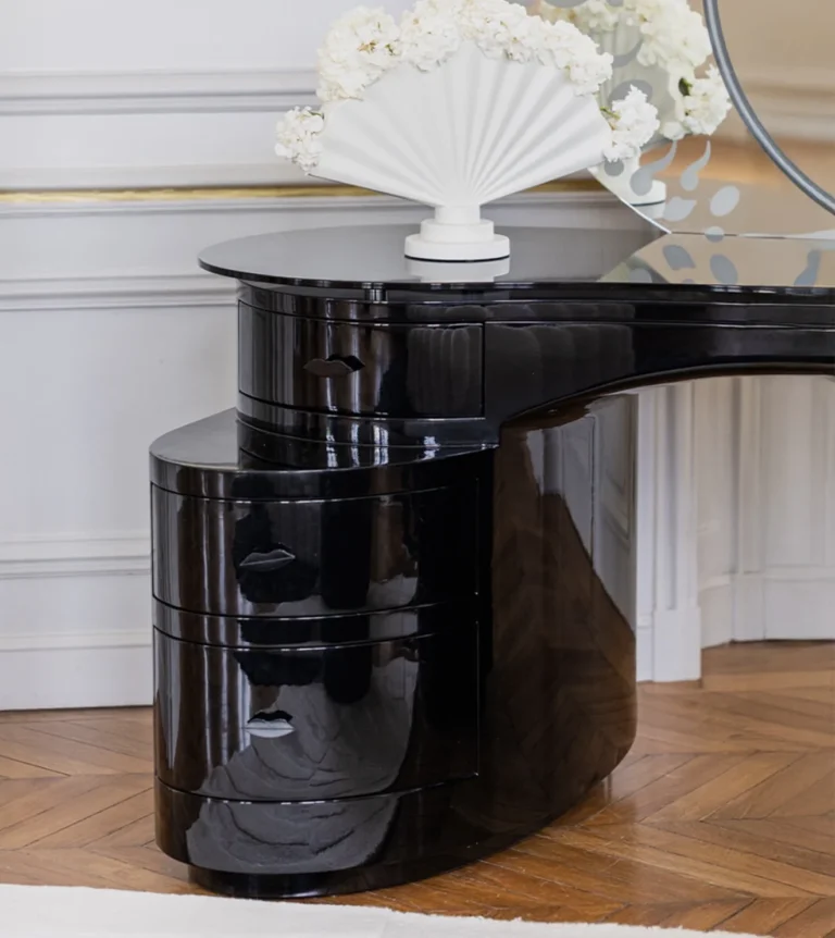 Miegamojo interjeras su Roche Bobois baldais – ID Trazo (5)