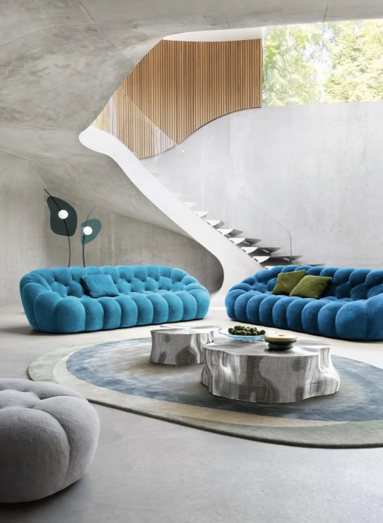 Svetainės interjeras su Roche Bobois baldais – ID Trazo (9)